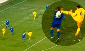 Pha phạm lỗi tàn bạo nhất trong lịch sử bóng đá