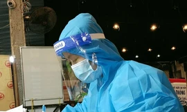 Ni trẻ xung phong cùng Thành Đoàn tham gia tuyến đầu chống dịch