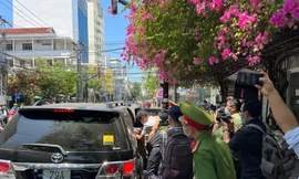 Công an đến khám xét tại trụ sở CDC Khánh Hoà