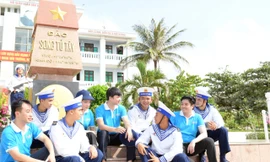 Xây dựng lớp sinh viên luôn sẵn sàng khi Tổ quốc cần