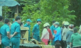 Hàng chục hộ dân ngăn cản thi công khu tái định cư Sài Gòn Safari