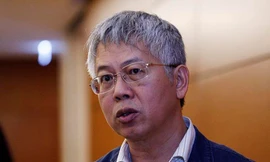 'Một số cán bộ lo an toàn bản thân hơn hiệu quả nền kinh tế'