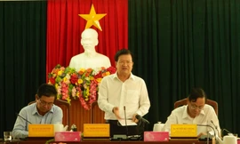 Phó Thủ tướng Trịnh Đình Dũng làm việc với lãnh đạo tỉnh Ninh Thuận ngày 17/10