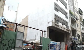 Chưa kỷ luật trưởng phòng vì… khuyết chủ tịch quận