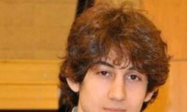 Tên khủng bố được hàng nghìn cô gái si mê