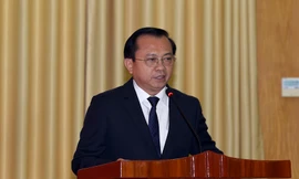 Tân Thứ trưởng Bộ Tài chính Lê Tấn Cận phát biểu tại lễ nhận quyết định. 