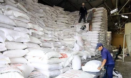 Thêm 2 địa phương được xuất cấp gạo hỗ trợ người dân nghèo ăn Tết. Ảnh minh hoạ 