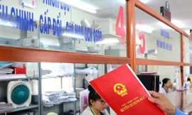 Bình quân 1 bộ hồ sơ kê khai giá cao gấp gần 3 lần giá của UBND các địa phương quy định. Ảnh minh họa 