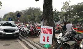 Bộ Tài chính yêu cầu kiểm soát giá trông xe tại lễ hội. Ảnh minh hoạ 