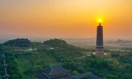 Xây chùa to để làm gì?