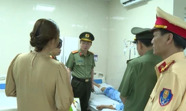 Một cảnh sát bị 'quái xế' tông bị thương