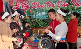 Cận cảnh lễ hội quy tụ 4 vùng Mường lớn ở Hòa Bình