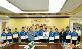 Bóng bàn CAND T&T đang là thế lực mạnh làng bóng bàn Việt Nam (ảnh A.H)