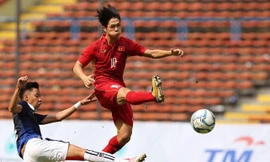 Công Phượng ghi bàn trong trận thắng Campuchia 4-1 của đội tuyển U22 Việt Nam tại SEA Games 29.