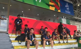 HLV Park Hang Seo nghiên cứu các đối thủ ở bảng B trong lượt trận ngày 26/11 tại Rizal Memorial.