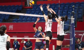 Thanh Thuý góp công vào chiến thắng ngược 3-2 của đội tuyển bóng chuyền nữ Việt Nam trước Hàn Quốc (ảnh Lượng Bùi)