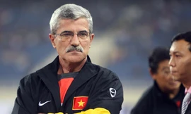 HLV Calisto sẽ tái ngộ các học trò cũ trên sân Thống Nhất tháng 9 tới. 