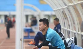 Quang Hải bỏ ngỏ khả năng ra sận trận đấu của CLB Hà Nội với Hải Phòng vì chấn thương nhẹ. 