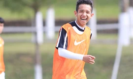 Nguyễn Phong Hồng Duy được đề cử giải Fair-play vì kiềm chế trên sân cỏ.