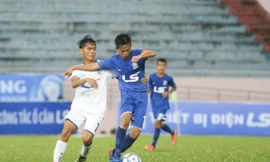 HAGL (áo xanh) để Tây Ninh cầm hoà trong ngày khai mạc giải U15 Quốc gia-Cúp Thái Sơn Bắc 2017.