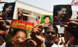 Người biểu tình ủng hộ bà Jayaram ở Tamil Nadu
