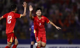 Khi các tiền đạo im tiếng, đội tuyển Việt Nam có thể cần sự toả sáng của các gương mặt tuyến dưới