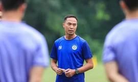 HLV Lê Đức Tuấn nối dài chuỗi thay tướng ở CLB Hà Nội (ảnh Ngọc Tú)