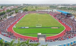 Sân vận động Hà Tĩnh đang tích cực cải thiện chất lượng để phục vụ cho lượt về V-League 2024/25 (ảnh TNO)