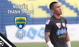 Sai lầm của Thành Thắng đã khiến FLC Thanh Hoá trắng tay trên sân Cẩm Phả trước Quảng Ninh.