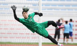 Thủ môn Bùi Tiến Dũng có được ông Park Hang Seo tiếp tục trao cơ hội bắt chính ở trận đấu với U22 Singapore hôm nay?