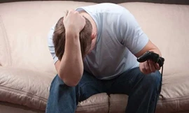 Thanh niên 24 tuổi chết vì chơi điện tử suốt đêm