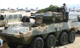 Trung Quốc lắp 'hỏa thần' AK-630 lên xe bọc thép