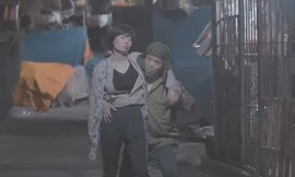 'Cuộc đời vẫn đẹp sao' tập 11: Luyến (Thanh Hương) say rượu, bị quấy rối