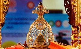 Kéo dài thời gian chiêm bái xá lợi Phật