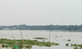 Phát hiện thi thể người đàn ông trôi sông