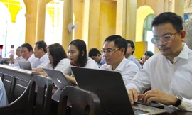 Kiểm sát viên: Luật sư của bà Phấn 'vượt quá phạm vi bào chữa'