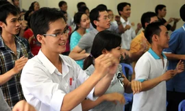 Tham gia các khóa học kỹ năng giúp bạn trẻ định hướng tư duy, hành động tích cực hơn. Ảnh: Q.M