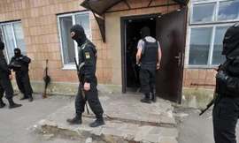 Lính Ukraine tại một căn cứ ở khu vực Donesk ngày 22/5. (Nguồn: AFP/TTXVN)