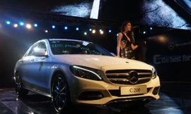 Nhìn gần 3 phiên bản Mercedes C-Class vừa 'trình làng'