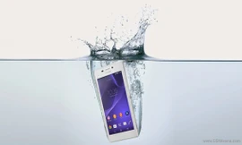 Điện thoại của Sony đua nhau... chống nước