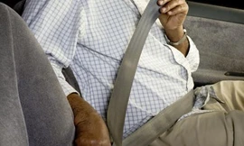 Dây an toàn là bắt buộc mỗi khi lên xe