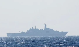 Bản tin 20H: Trung Quốc tăng 2 tàu chiến, tiếp tục hung hăng