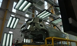 Khám nhà máy của Mercedes tại Việt Nam 