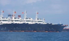 Đội tàu Trung Quốc tại khu vực đá Ba Đầu. Ảnh: Lực lượng bảo vệ bờ biển Philippines