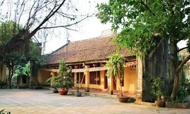 Làng cổ ven đê sông Hồng sẽ bị xóa sổ? 