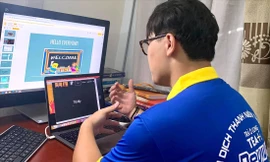 Dạy tiếng Anh và tuyên truyền kiến thức pháp luật là một trong những hoạt động tình nguyện của sinh viên ĐH Luật Hà Nội 