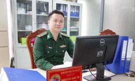 Chàng Đại úy Biên phòng thương dân 