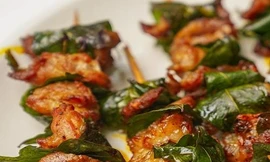 Lợn nướng lá Mắc mật 