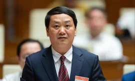 Bộ trưởng Hầu A Lềnh lần đầu ngồi 'ghế nóng': Điều quan trọng là nói thật, chia sẻ thật 