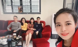 Ca sĩ Lan Anh xây nhà mới cho bố mẹ ăn Tết